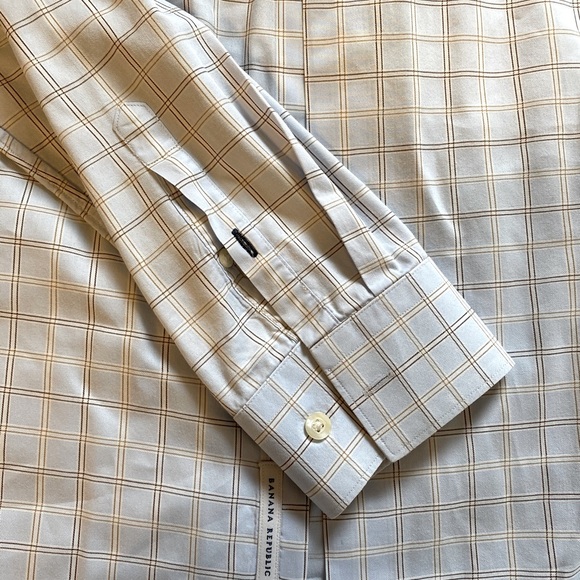 Banana Republic Fitted Dress Shirt - Picture 4 of 5